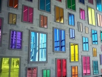 El uso de espejos de colores